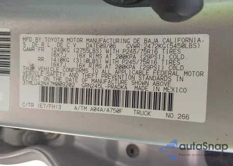 2007 Toyota Tacoma Base V6 z USA, uszkodzony, nr VIN 3TMLU42NX7M009202